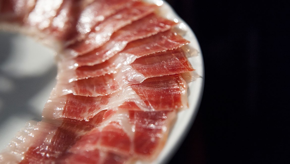 Como lonchear un jamon ibérico